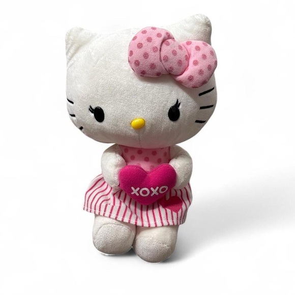 2013 Hello Kitty Plushie - Picture 2 of 5